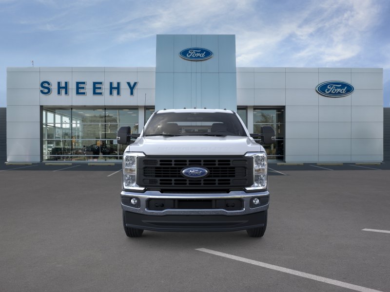 New 2026 Oxford White Ford XL image 37