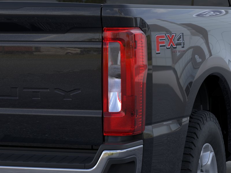 New 2026 Agate Black Metallic Ford XLT image 43