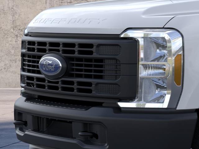 New 2026 Oxford White Ford XL image 39