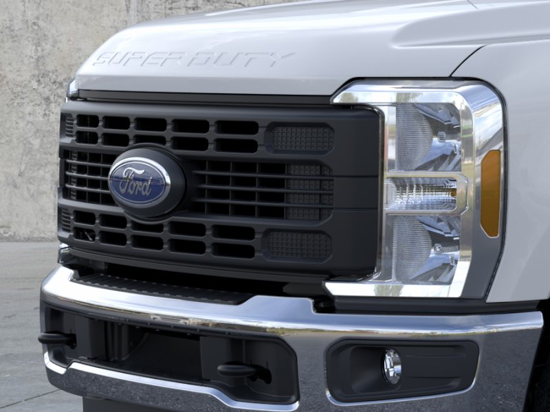 New 2026 Oxford White Ford XL image 29