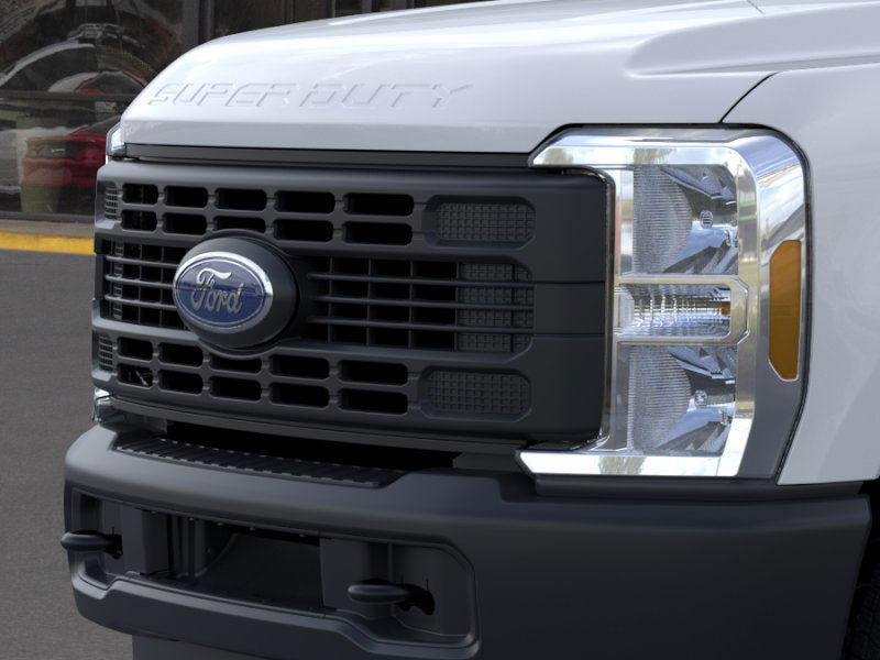 New 2026 Oxford White Ford F-250® XL image 17