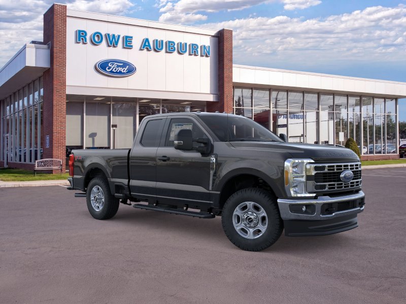 2026 Ford Super Duty F-250 SRW XLT