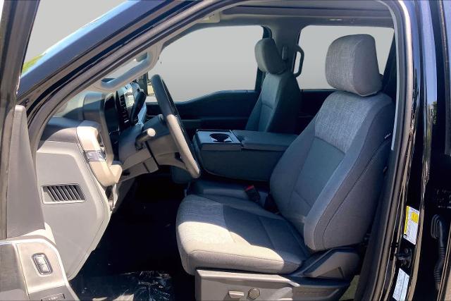 New 2026 Agate Black Metallic Ford F-250® XLT image 31