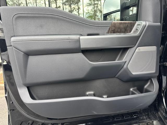 New 2026 Agate Black Metallic Ford F-250® Lariat® image 44