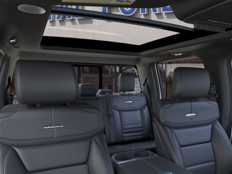 New 2026 Star White Metallic Tri-Coat Ford F-250® Platinum® image 44