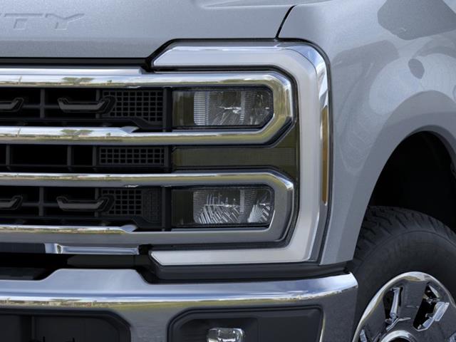 New 2026 Glacier Gray Metallic Tri-Coat Ford King Ranch image 40
