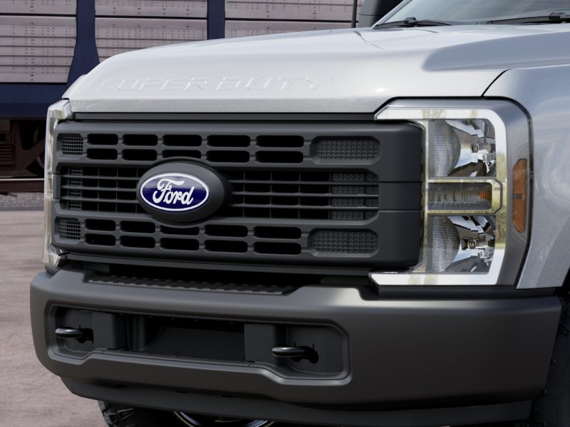 New 2027 Iconic Silver Metallic Ford  image 31