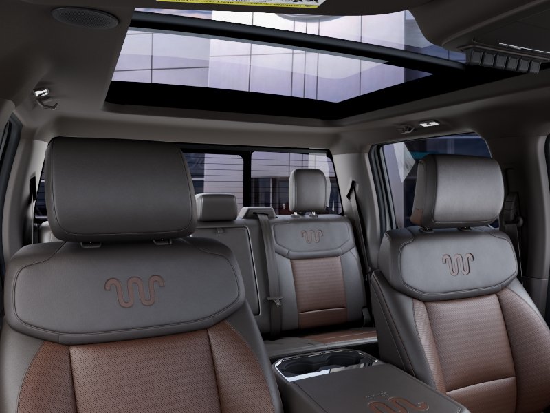 New 2027 Star White Metallic Tri-Coat Ford F-250® King Ranch® image 34