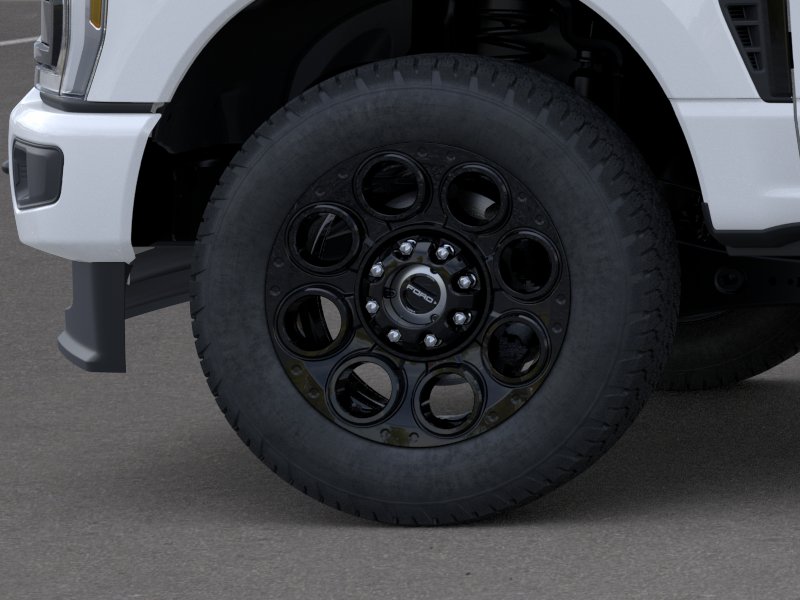 New 2026 Oxford White Ford F-250® XLT image 19