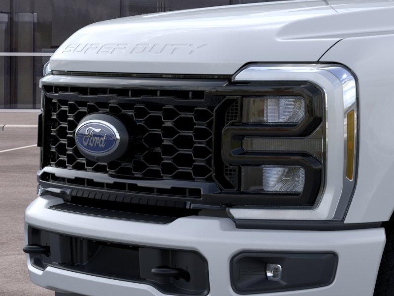 New 2026 Oxford White Ford XL image 39