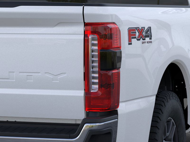 New 2026 Star White Metallic Tri-Coat Ford F-250® Lariat® image 40