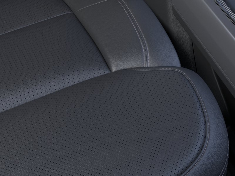 New 2026 Glacier Gray Metallic Tri-Coat Ford F-250® Lariat® image 38
