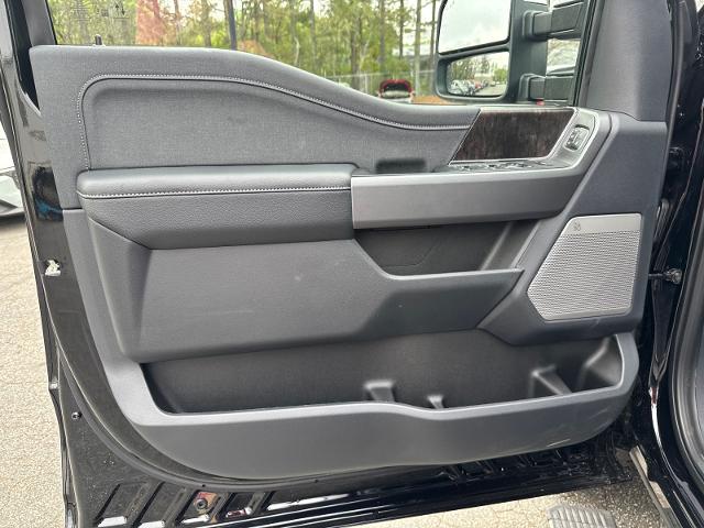 New 2026 Agate Black Metallic Ford F-250® Lariat® image 45