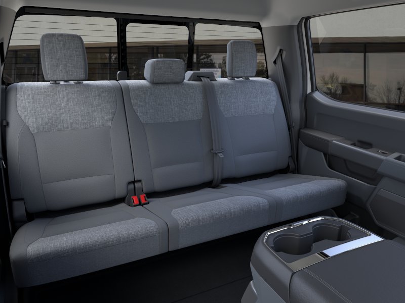 New 2026 Oxford White Ford F-250® XLT image 33