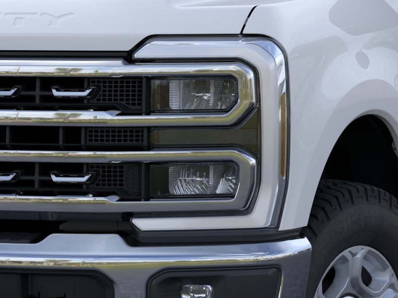 New 2026 Oxford White Ford F-250® XLT image 40