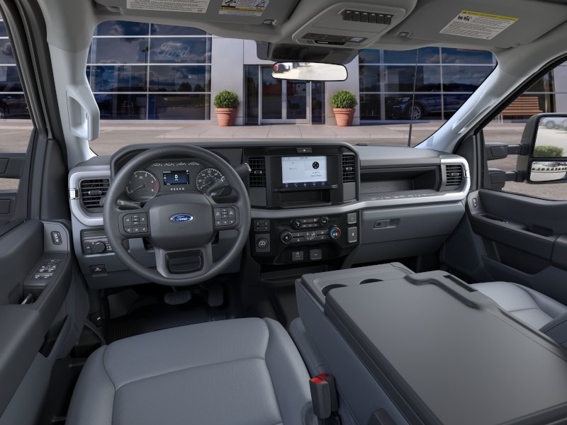 2025 Ford F-350 Super Duty XL - Photo 9