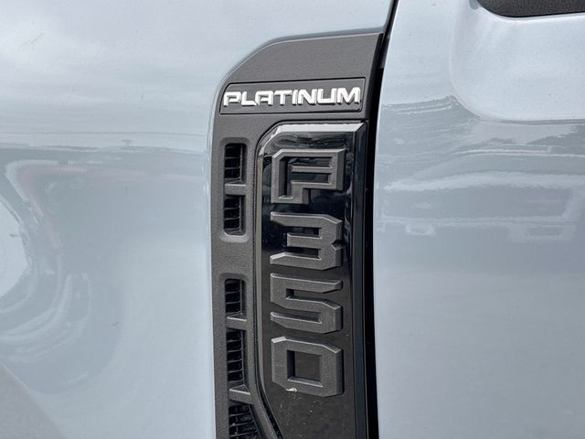 2026 Ford F-350 Super Duty Platinum - Photo 10