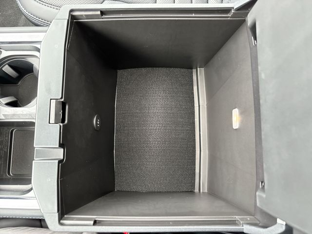 2026 Ford F-350 Super Duty Platinum - Photo 30
