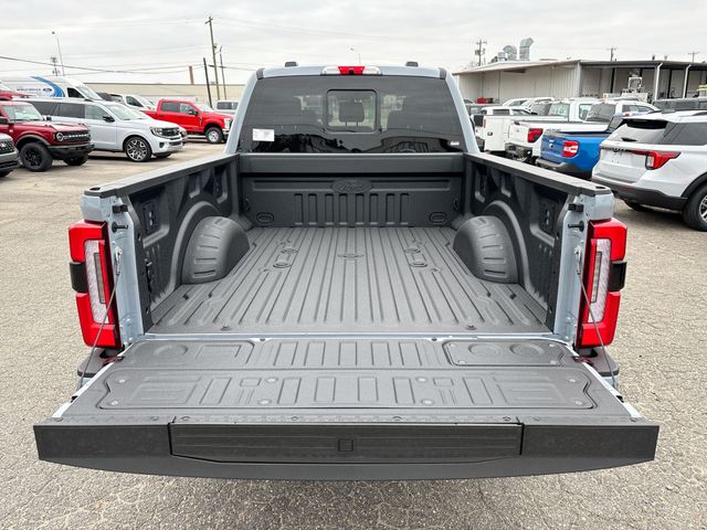 2026 Ford F-350 Super Duty Platinum - Photo 8