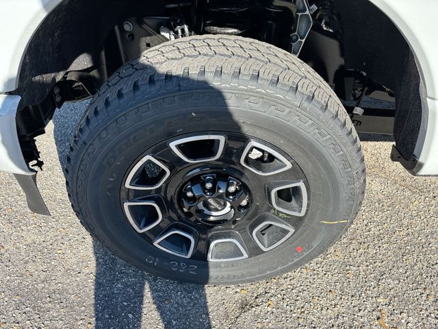 New 2026 Avalanche Ford F-350® Platinum® image 58