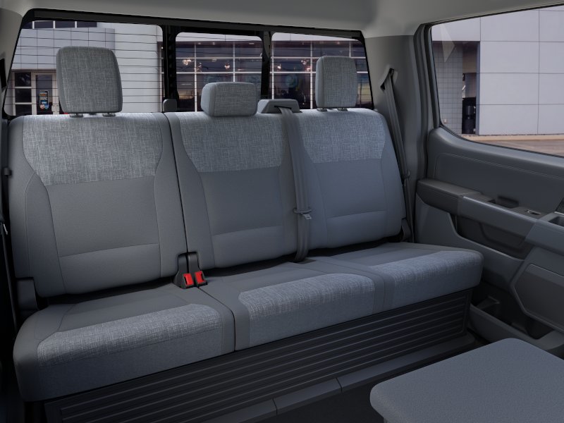 New 2026 Avalanche Ford F-350® XLT image 11