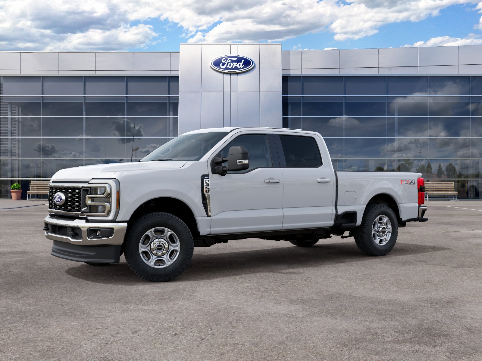2027 Ford Super Duty F-350 SRW XLT