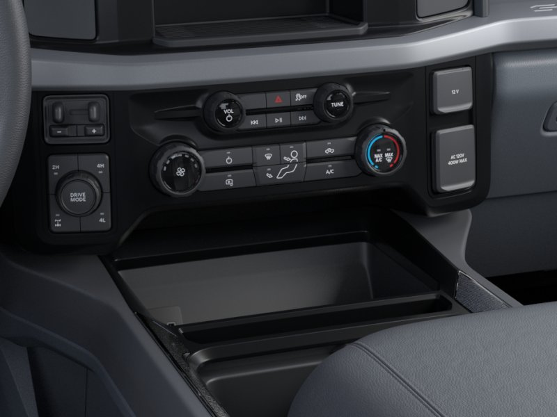 New 2026 Oxford White Ford F-350® XLT image 15