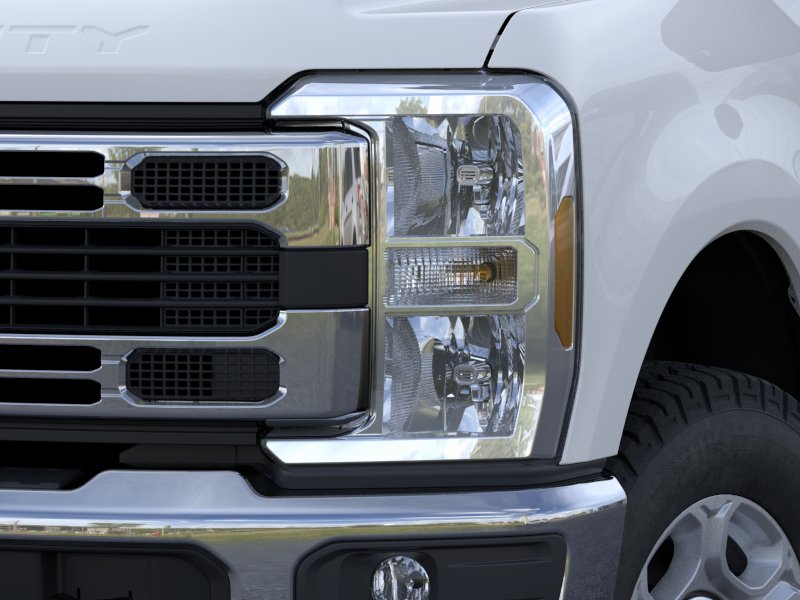 New 2026 Oxford White Ford F-350® XLT image 18