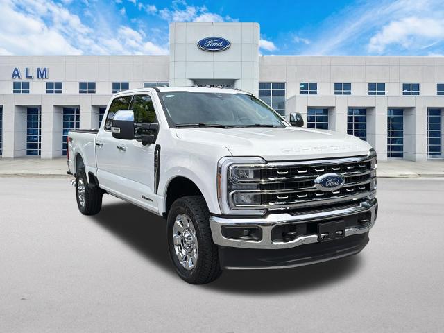New 2026 Star White Metallic Tri-Coat Ford F-350® Lariat® image 40