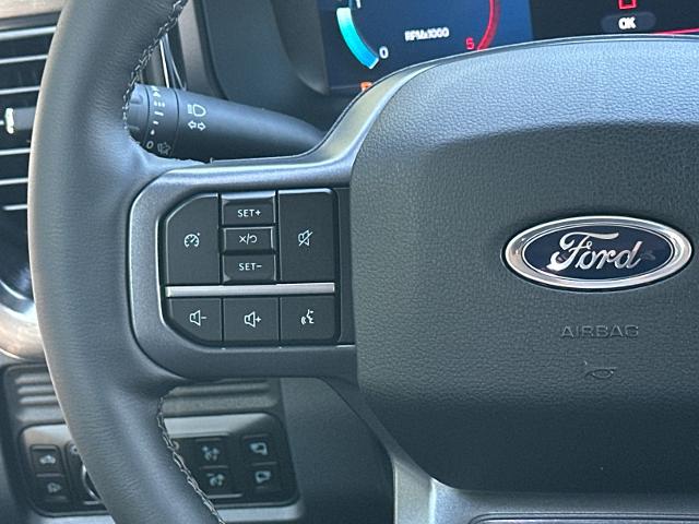 New 2026 Star White Metallic Tri-Coat Ford F-350® Lariat® image 60
