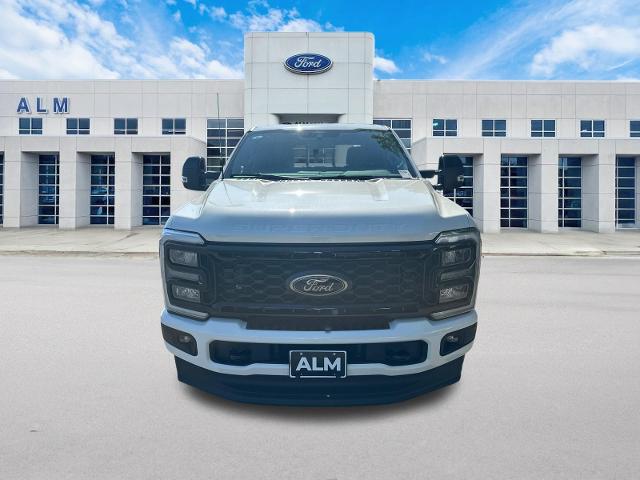 New 2026 Star White Metallic Tri-Coat Ford F-350® Lariat® image 36