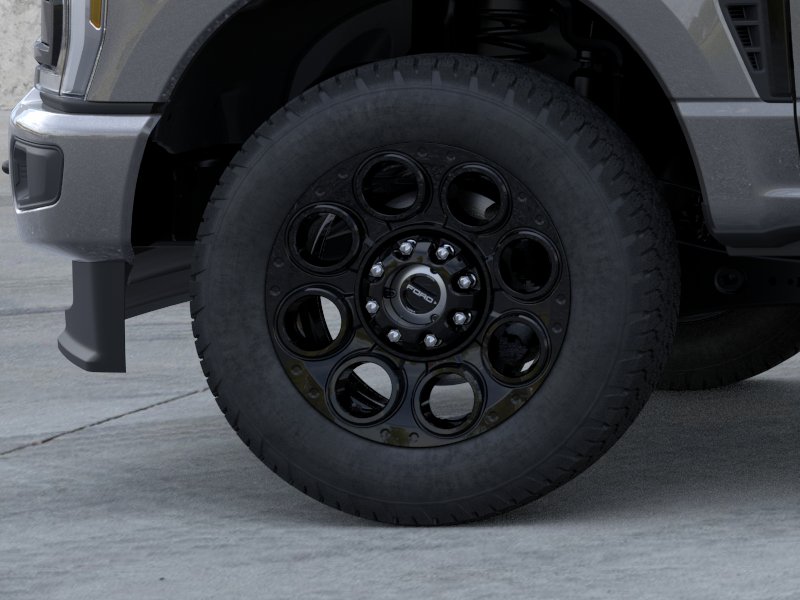 New 2026 Carbonized Gray Metallic Ford XLT image 41