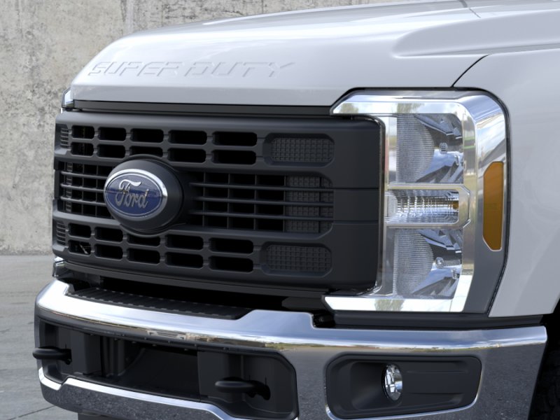 New 2026 Oxford White Ford F-350® XL image 17