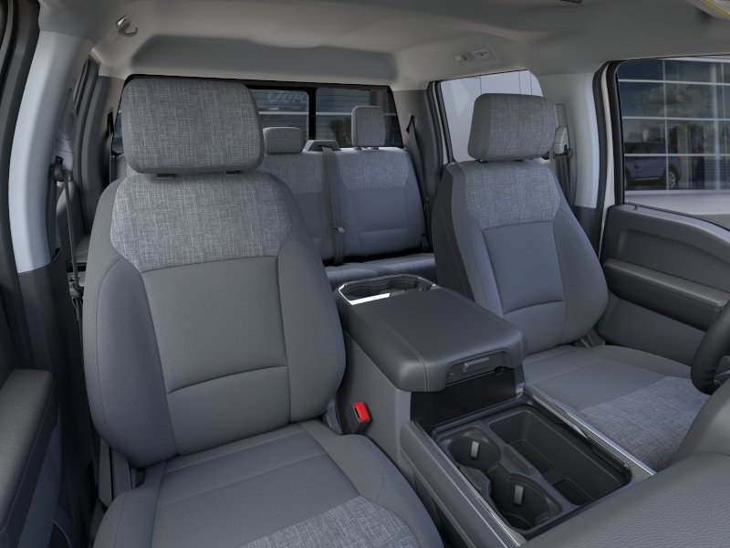 New 2026 Oxford White Ford F-350® XLT image 30