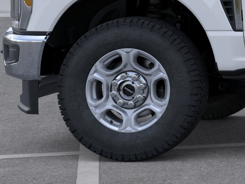 New 2026 Oxford White Ford F-350® XLT image 39