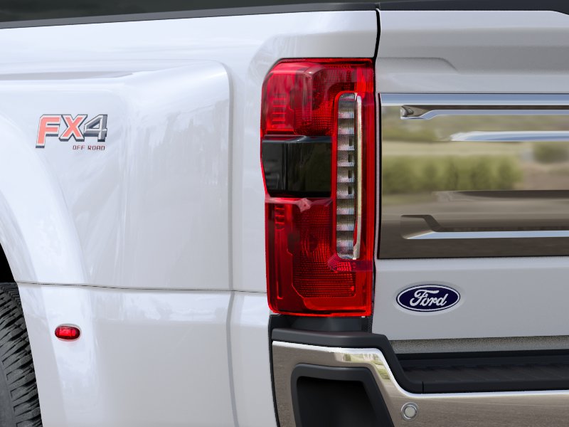 New 2027 Star White Metallic Tri-Coat Ford F-350® King Ranch® image 43