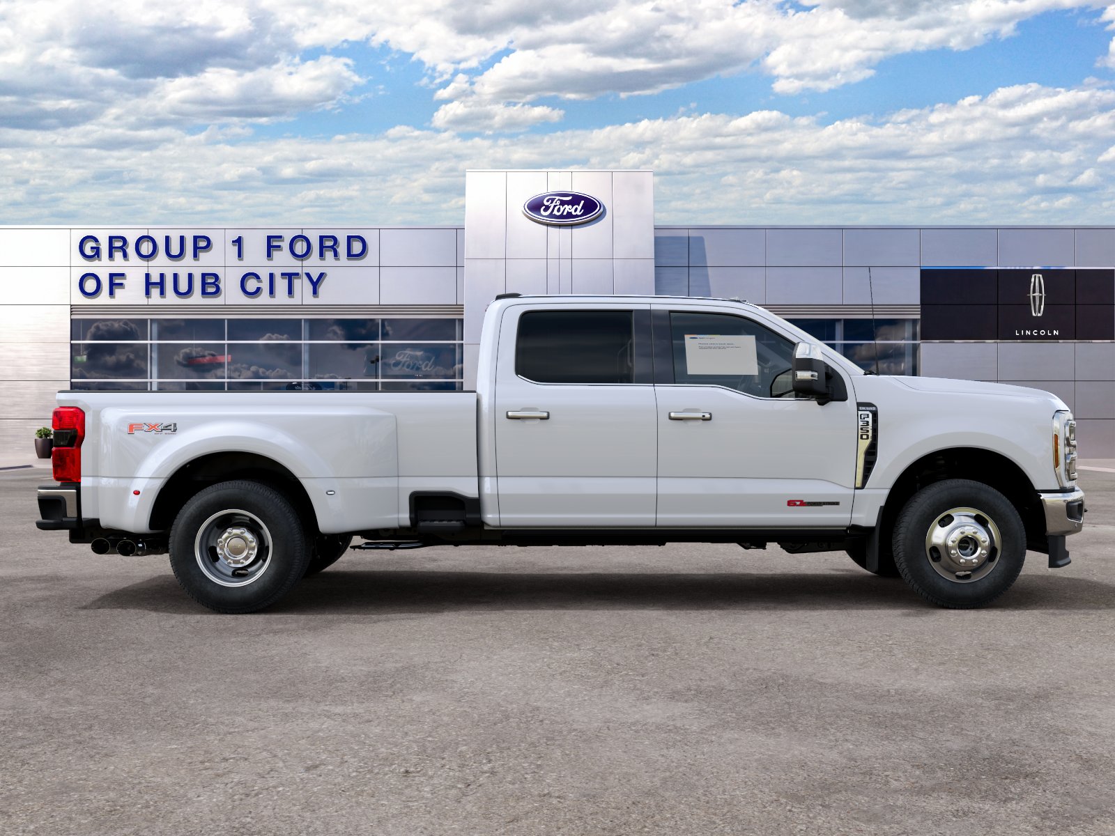 New 2027 Star White Metallic Tri-Coat Ford F-350® King Ranch® image 27