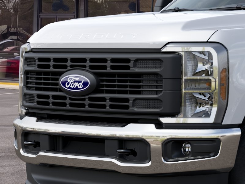 New 2027 Oxford White Ford F-350® XL image 29