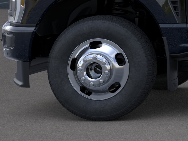 New 2026 Agate Black Metallic Ford F-350® Platinum® image 19