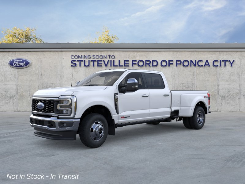 2026 Ford Super Duty F-350 DRW LARIAT