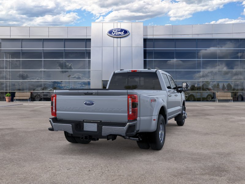 New 2026 Glacier Gray Metallic Tri-Coat Ford Lariat image 43