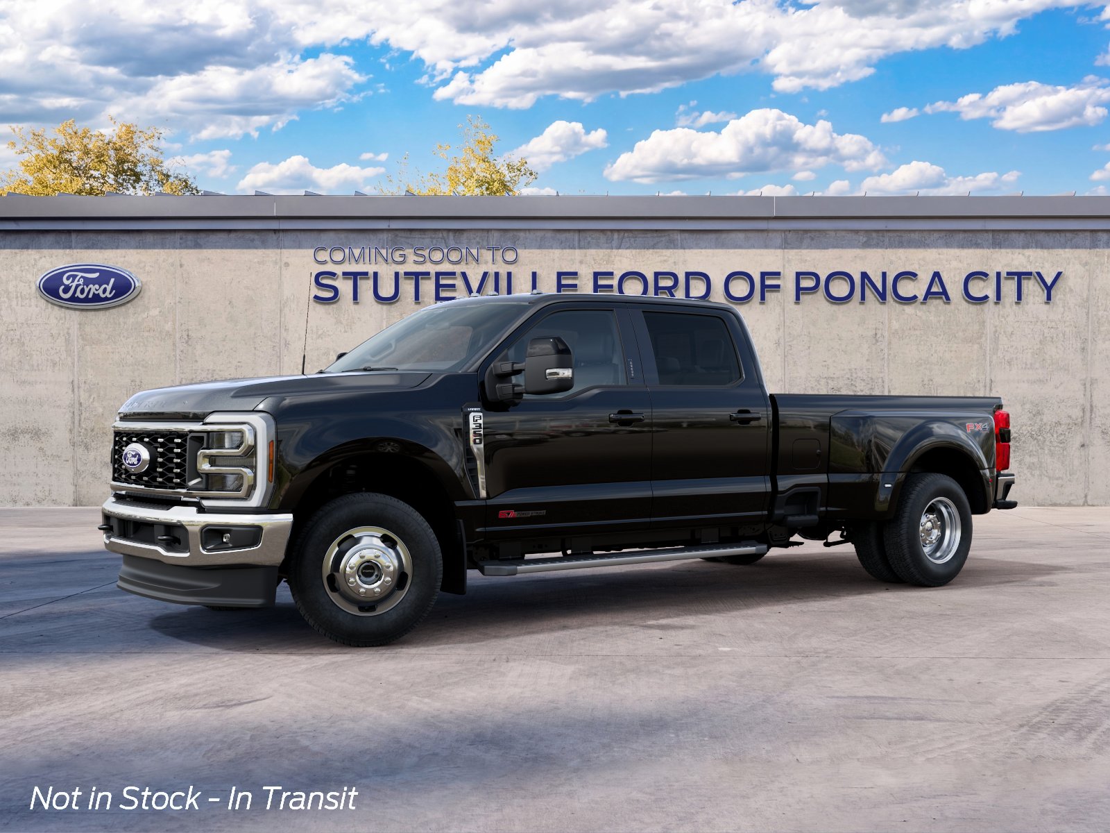 2027 Ford Super Duty F-350 DRW LARIAT