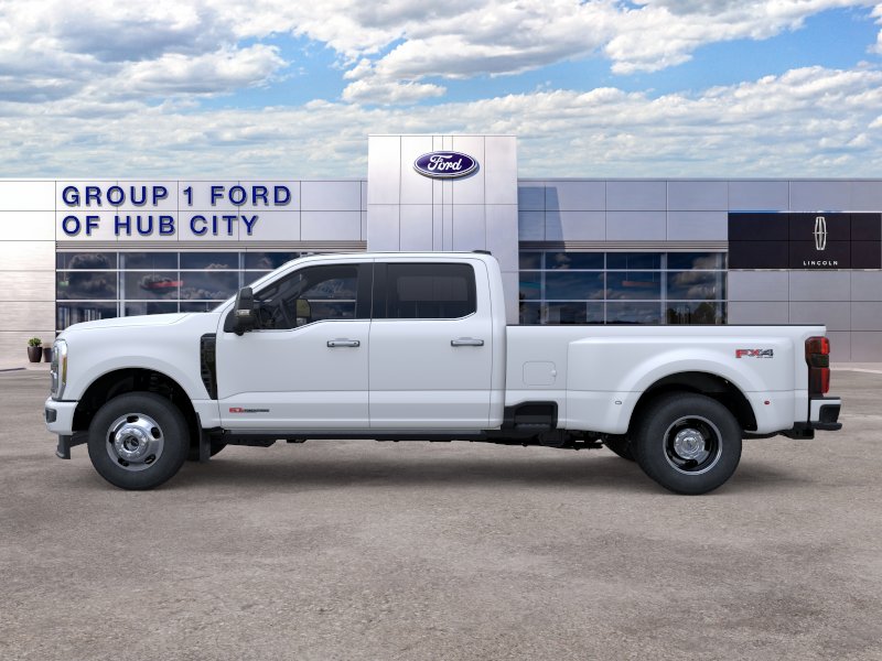 New 2026 Star White Metallic Tri-Coat Ford F-350® Platinum® image 25