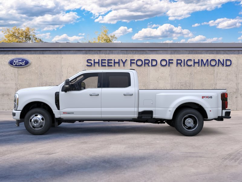 New 2026 Star White Metallic Tri-Coat Ford F-350® Platinum® image 4