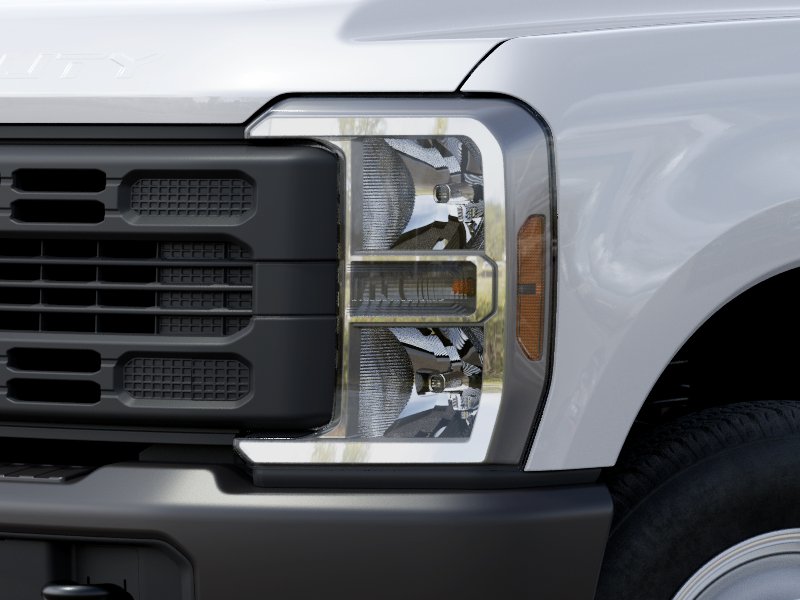 New 2027 Oxford White Ford XL image 40