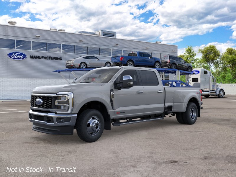 2026 Ford Super Duty F-350 DRW LARIAT