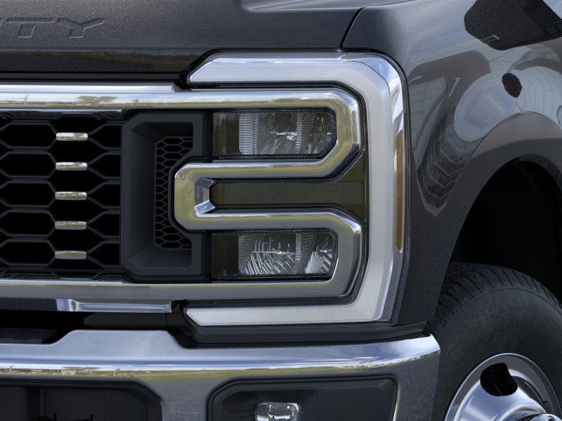 New 2026 Agate Black Metallic Ford F-350® Lariat® image 18