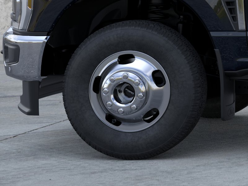 New 2026 Agate Black Metallic Ford F-350® Lariat® image 19