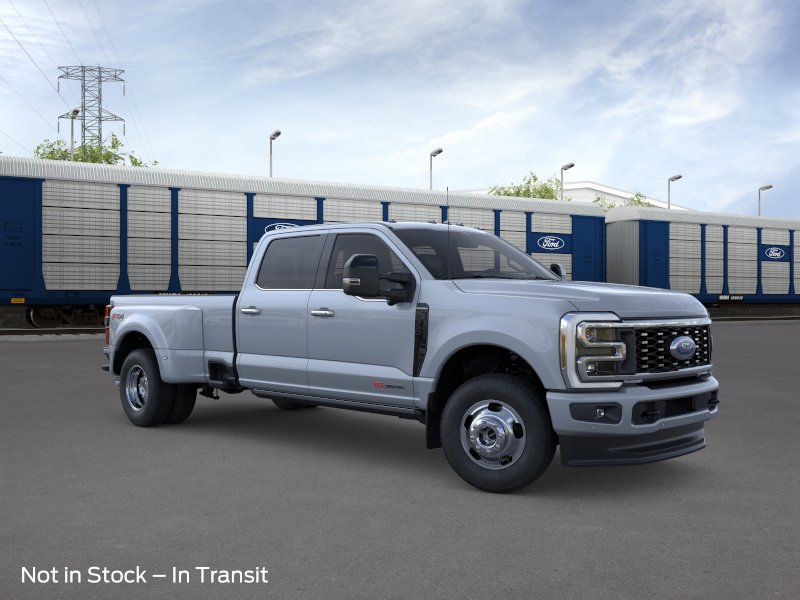 2026 Ford F-350 Platinum 4x4 Crew Cab 8' Box DRW's photo