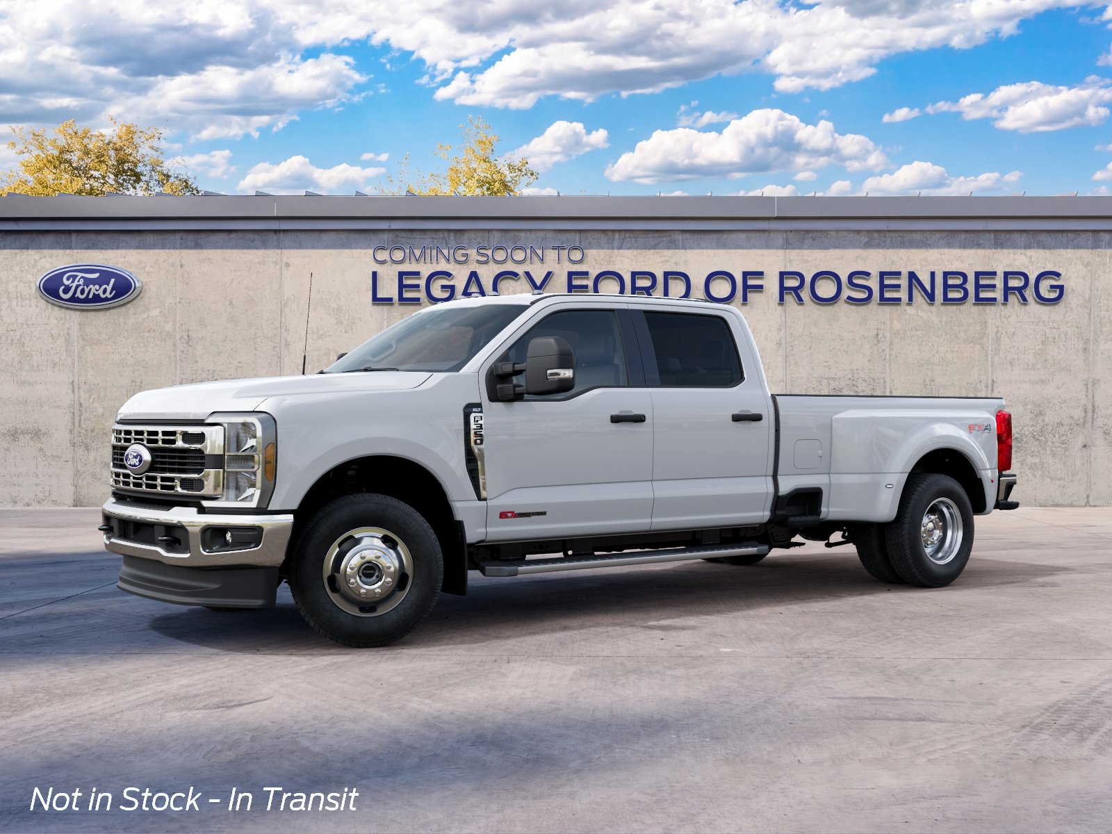 2027 Ford Super Duty F-350 DRW XLT